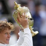 Jannik Sinner Pertahankan Gelar Wimbledon, Carlos Alcaraz Siap Kembali