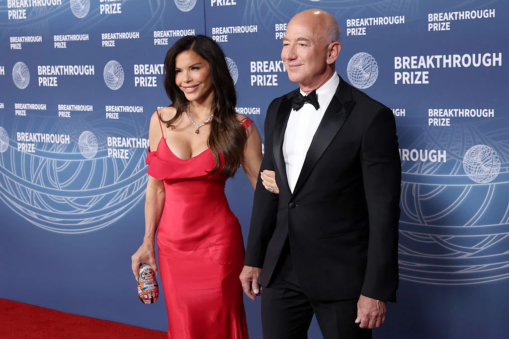 Jeff Bezos Tiba di Sydney Sambil Menghadirkan Teknologi Canggih di Australia