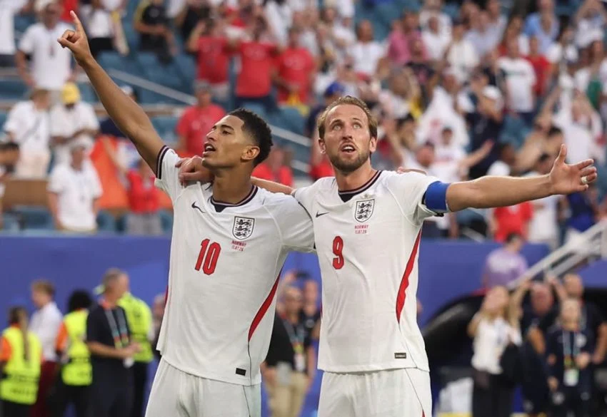 Jude Bellingham Bawa Inggris ke Semifinal Piala Dunia dengan Gol Kemenangan