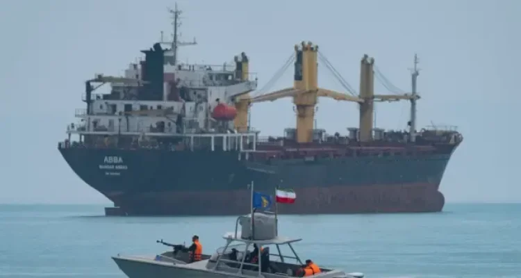 Kapal Tenggelam dan Konflik AS-Iran, Sementara Warga Cengkareng Waswas dengan Air PAM yang Mati
