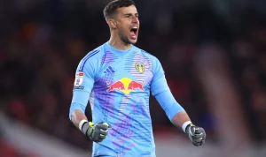 Karl Darlow Resmi Bergabung dengan Manchester United