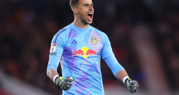 Karl Darlow Resmi Bergabung dengan Manchester United