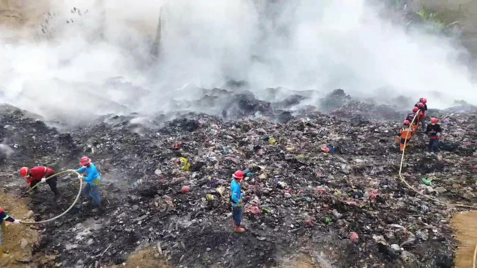 Kebakaran TPA Jatiwaringin: Dampak dan Upaya Penanganan