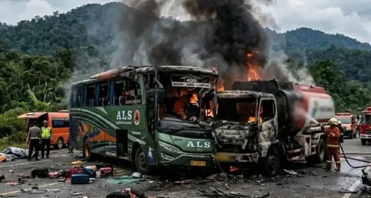 Kecelakaan dan Kelangkaan BBM Mengganggu Aktivitas Sehari-hari di Berbagai Daerah
