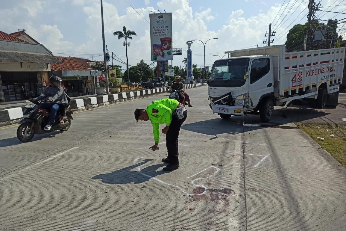 Kecelakaan di Jalur Pantura: Menghanguskan Lahan dan Menguji Keselamatan