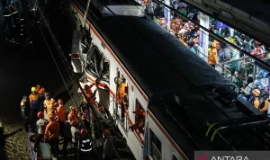 Kecelakaan Kereta Api di Jawa Timur: Penjaga Tertidur dan Upaya Pencegahan