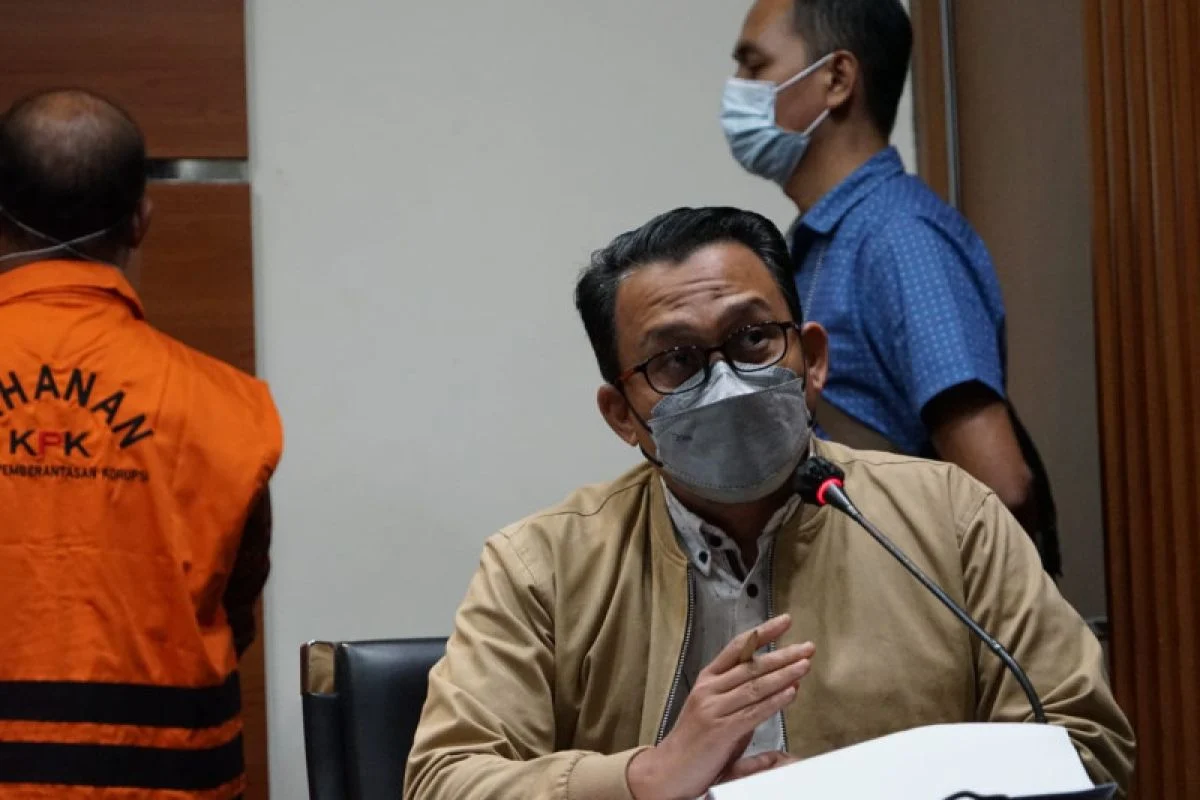 KPK Tangkap Bupati Langkat: Kasus Korupsi dan Penemuan 55 Kg Platinum