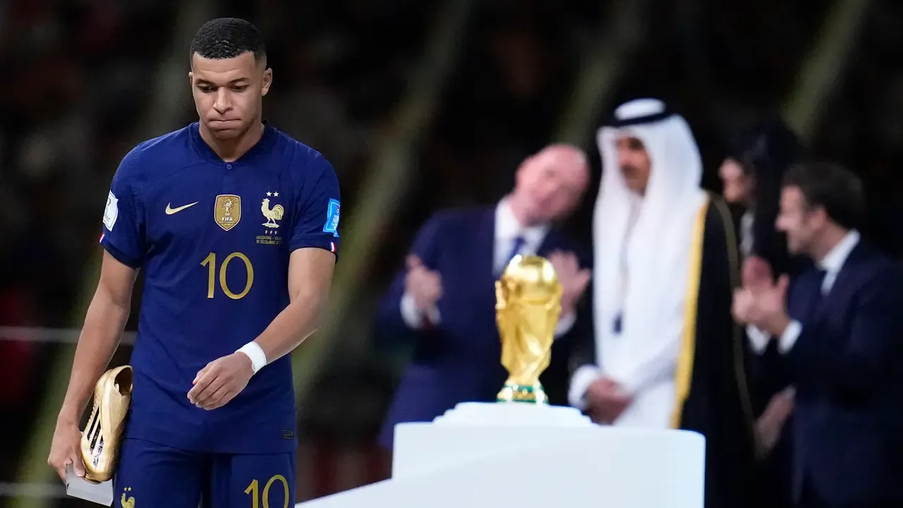 Kylian Mbappe Pemain Termuda Yang Pecahkan Rekor Lionel Messi Sebagai Topskor Piala Dunia Sepanjang Masa