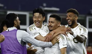 LAFC Mengalahkan LA Galaxy dalam El Tráfico dengan Skor 3-0
