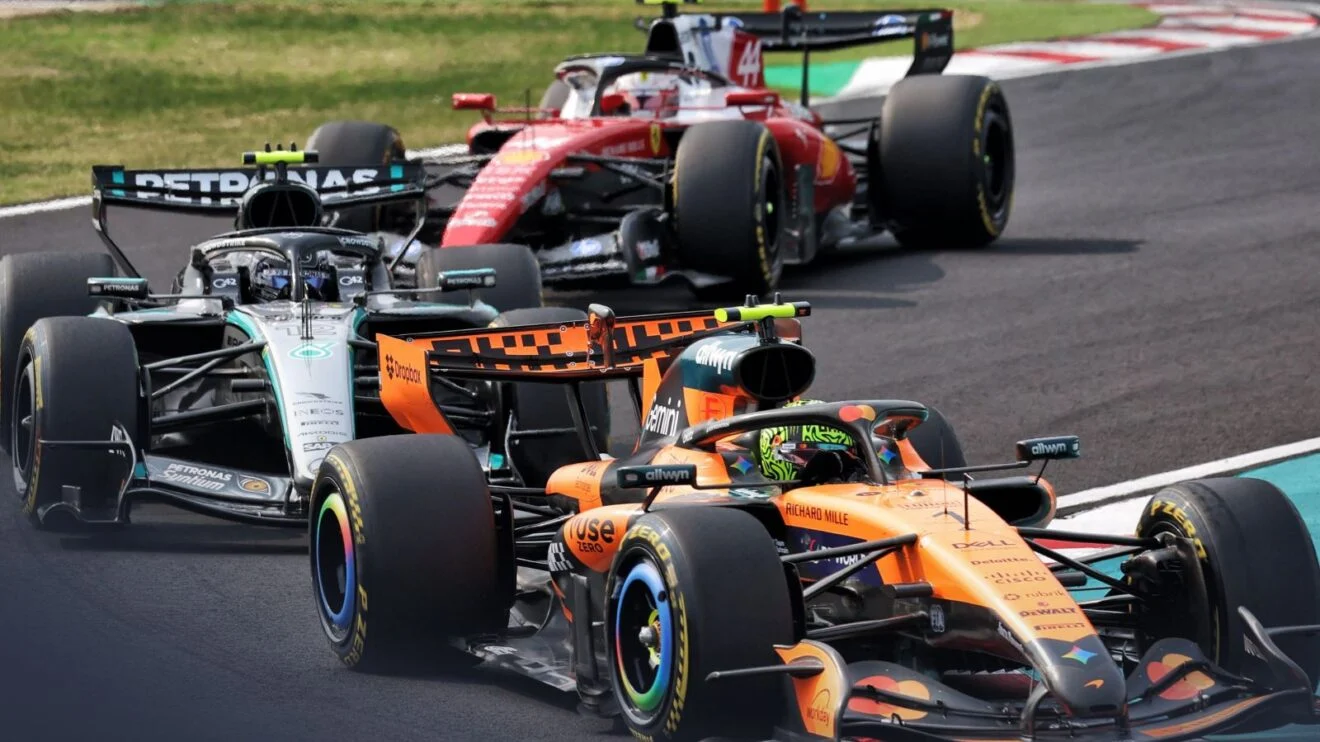 Lando Norris Pimpin di Hungaria, Hamilton dan Antonelli Terkena Penalti