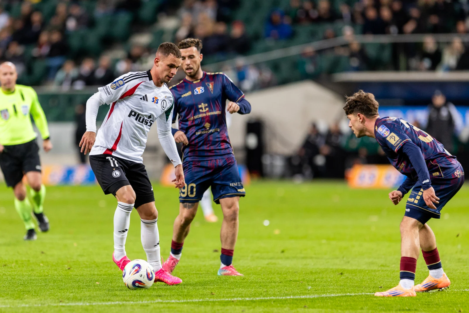 Legia Warszawa Menang Tipis atas Pogoń Szczecin Berkat Gol Zoran Arsenić