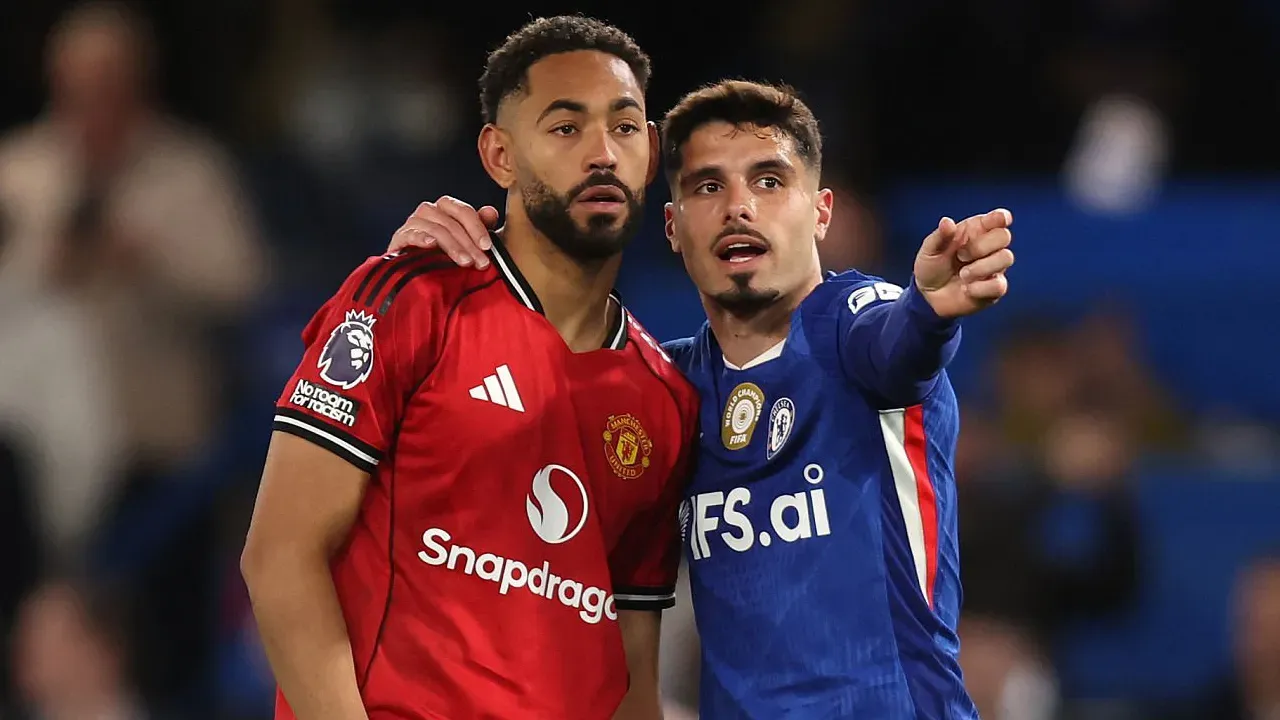 Manchester United dan Chelsea Berebut Pemain Baru, Sementara Wrexham Mulai Preseason