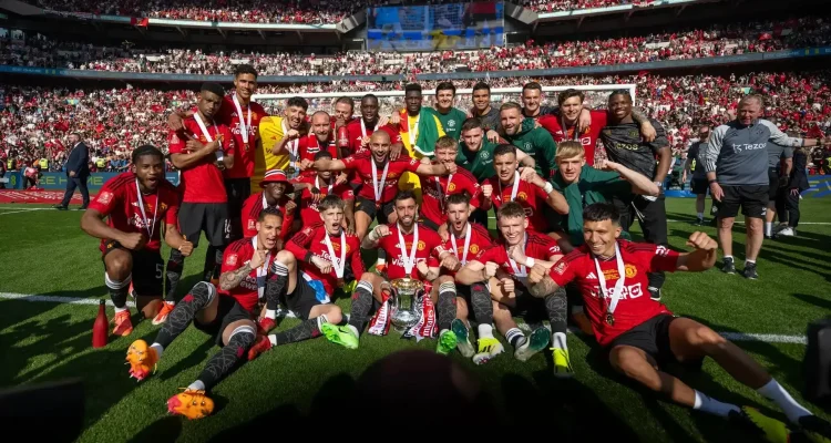 Manchester United Menghadapi Tantangan di Awal Musim dengan Kekalahan dari Wrexham Manchester United Menghadapi Tantangan di Awal Musim dengan Kekalahan dari Wrexham