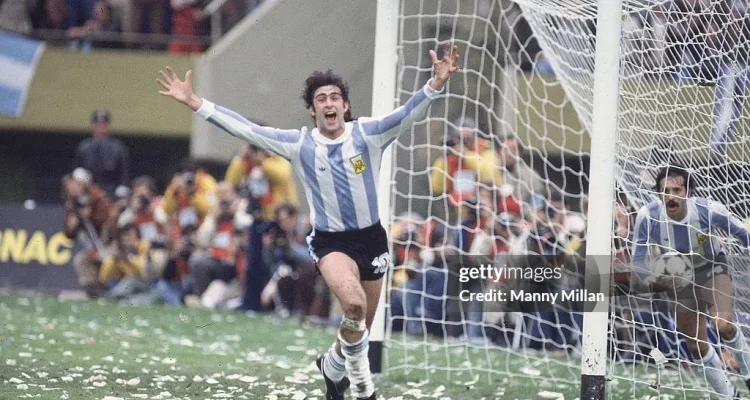 Mario Kempes: Legenda Sepak Bola Argentina Abad ke-20
