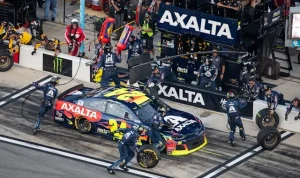 Menghadapi Tantangan: Dari Balapan NASCAR hingga Perjuangan Melawan ALS