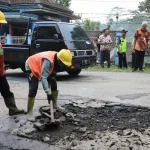 Menteri PU Dody Hanggodo Dihadapkan pada Isu Mutasi ASN dan Kondisi Jalan Rusak di Kaltara