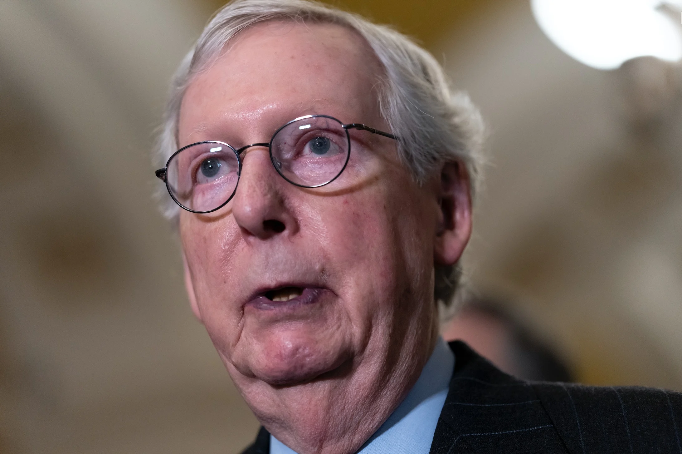 Mitch McConnell dan Mitchell Baker: Dua Tokoh yang Membuat Berita