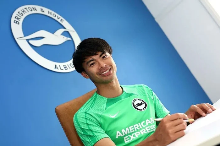 Mitoma dan Brighton: Persiapan untuk Masa Depan