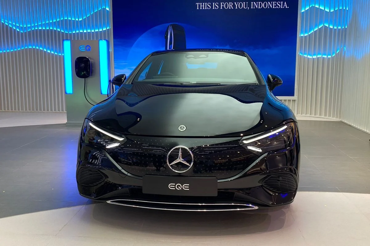 Mobil Listrik Mengambil Alih, BMW dan Mercedes Laporan Penjualan Terbaik