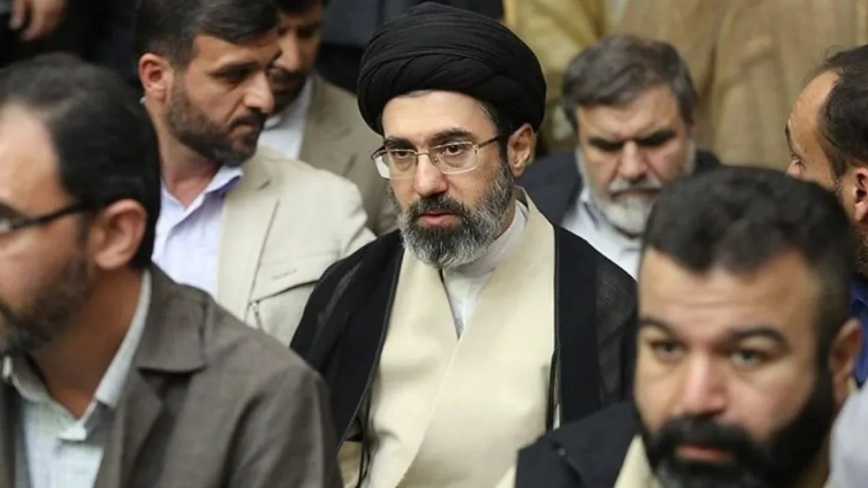 Mojtaba Khamenei Siap Balas Dendam atas Kematian Ayahnya, Tegangan AS-Iran Meningkat