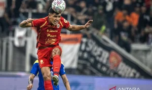 Nadeo Argawinata Siap Berjuang Habis-Habisan dengan Persija Jakarta di Musim Super League 2026/2027