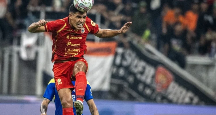 Nadeo Argawinata Siap Berjuang Habis-Habisan dengan Persija Jakarta di Musim Super League 2026/2027