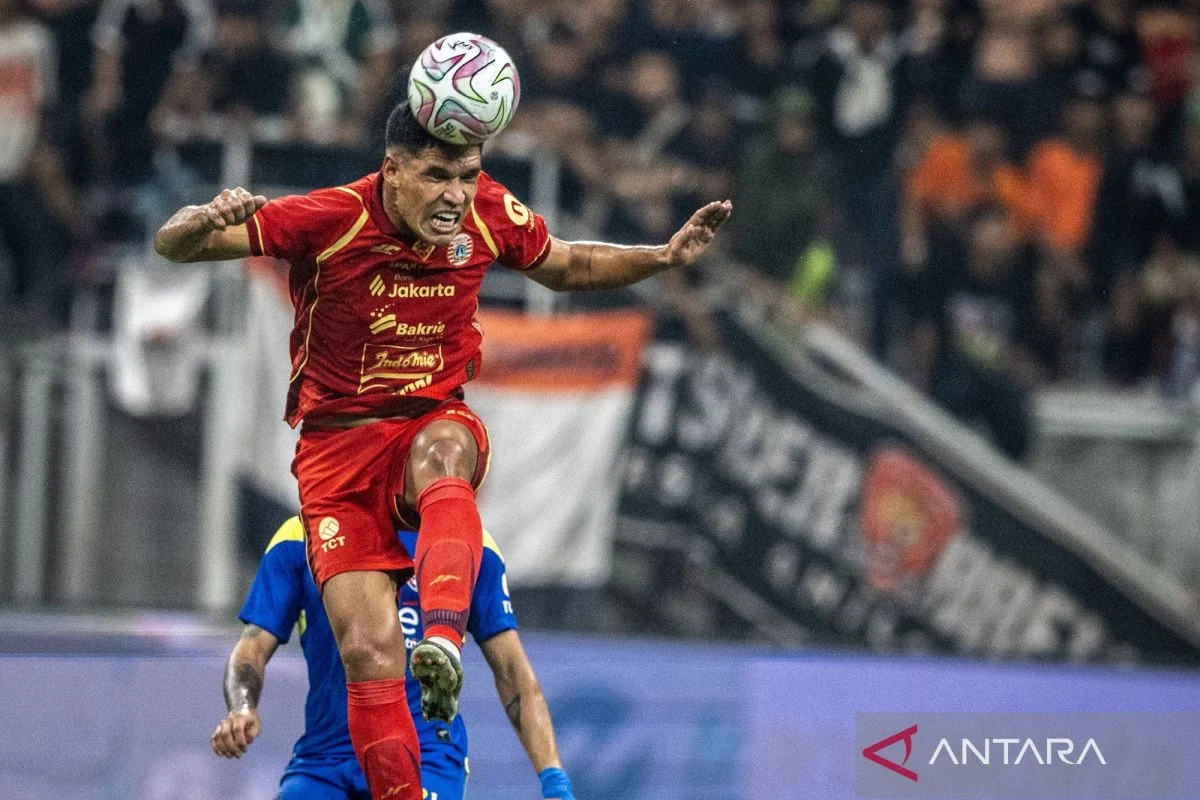 Nadeo Argawinata Siap Berjuang Habis-Habisan dengan Persija Jakarta di Musim Super League 2026/2027