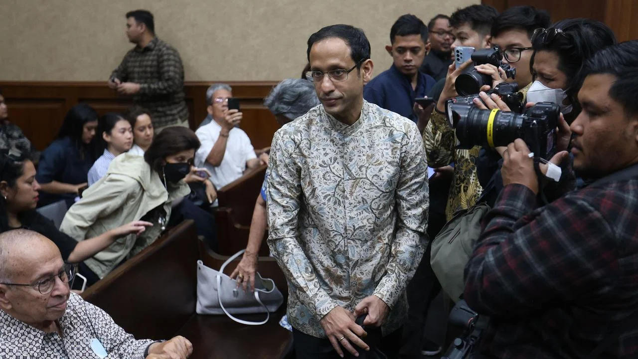 Nadiem Makarim Lawan Balik, Laporkan Hakim ke Komisi Yudisial
