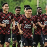 Naturalisasi Pemain Sepak Bola: Semen Padang dan Klub Lainnya Berebut Pemain Berbakat