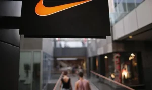Nike Inc. Melaporkan Pendapatan yang Lebih Tinggi Dibandingkan dengan Perkiraan, Meskipun Penjualan di Tiongkok Menurun