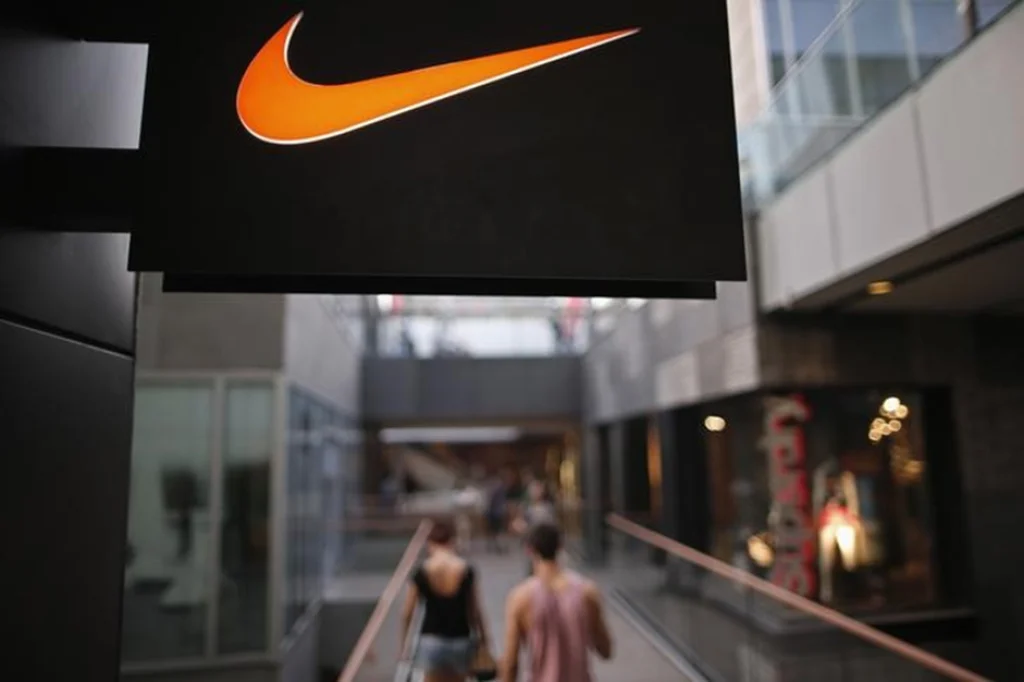 Nike Inc. Melaporkan Pendapatan yang Lebih Tinggi Dibandingkan dengan Perkiraan, Meskipun Penjualan di Tiongkok Menurun