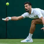 Novak Djokovic Tampil Mengesankan di Wimbledon, Tantang Rory McIlroy dalam Pertandingan Tenis