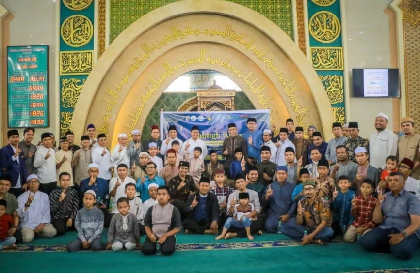 Pekanbaru Gelar 12 Ribu ASN Mengaji-Tabligh Akbar, Simak Jadwal Shalat untuk Wilayah Sumedang