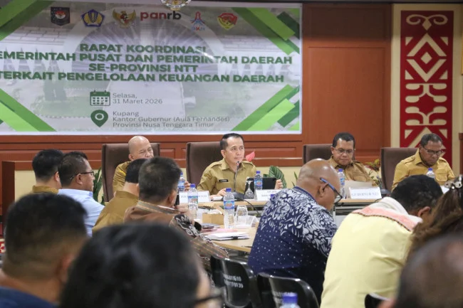 Pemerintah Pusat Peringatkan Pemda Jangan Pecat Pegawai karena Kesulitan Keuangan