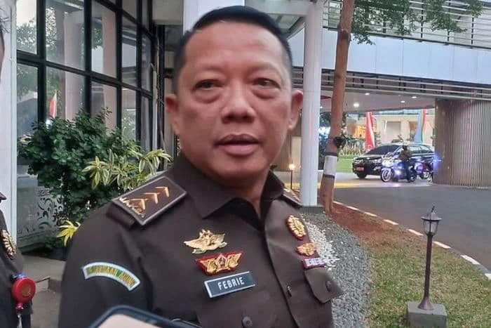 Penggeledahan Restoran De Clan dan Penjagaan Rumah Jampidsus Febrie Adriansyah Terkait Kasus Korupsi