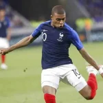 Perancis Unggul Atas Paraguay Berkat Gol Penalti Mbappe