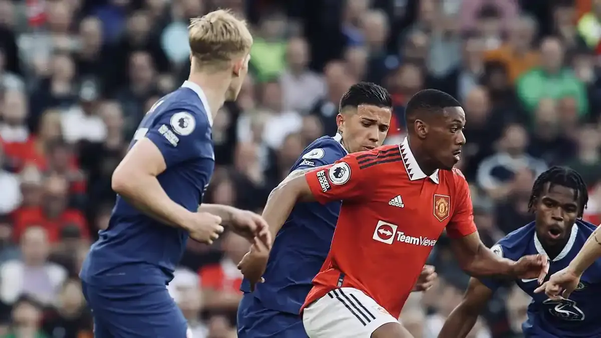 Persaingan Sengit di Liga Inggris: Manchester United dan Chelsea Berebut Pemain Baru