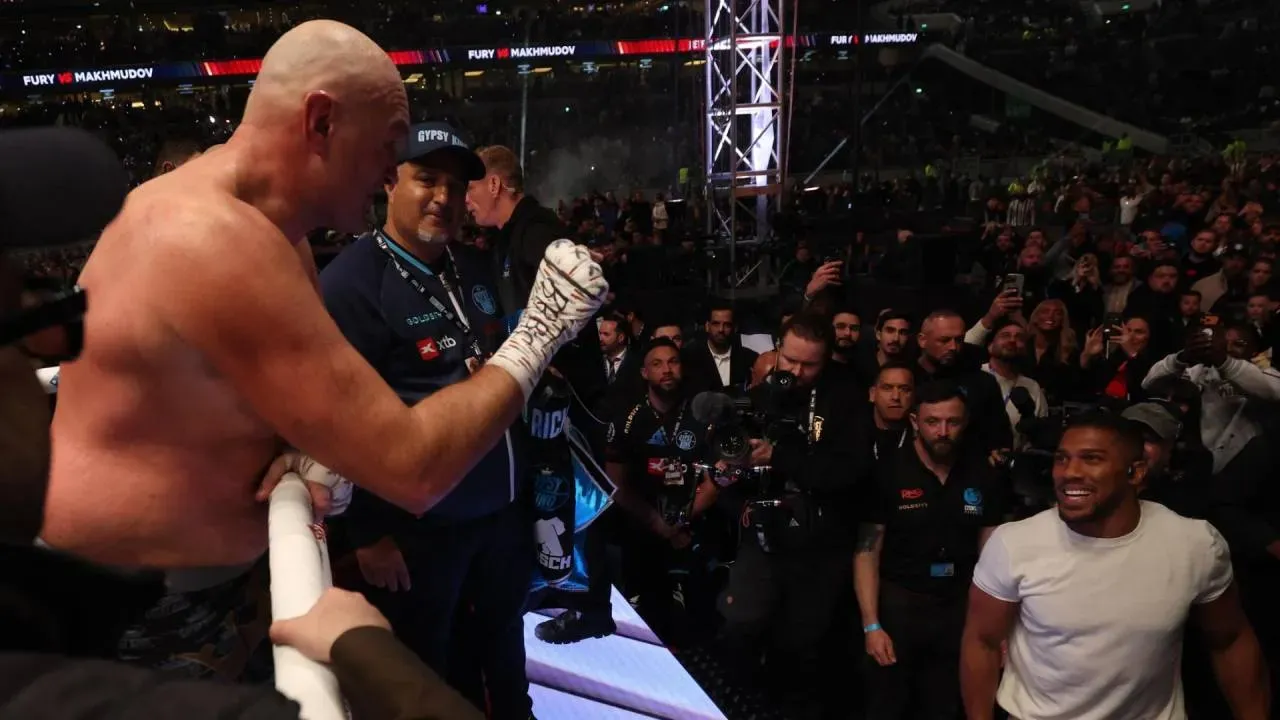 Pertarungan Antara Anthony Joshua dan Tyson Fury Semakin Dekat Setelah Kemenangan Masing-Masing