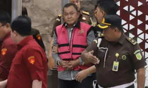 Praperadilan Lodewyk Pusung Ditolak, Status Tersangka Korupsi MBG Tetap Berlaku
