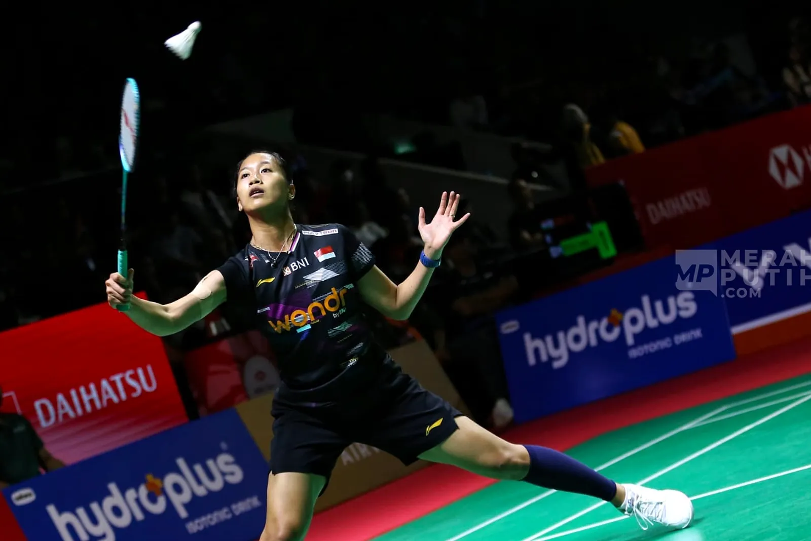 Putri Kusuma Wardani Raih Kemenangan Mengejutkan di Japan Open 2026