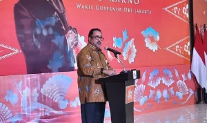 Rano Karno: Tokoh Penting di Balik Kemajuan Jakarta dan Karnaval Budaya Nusantara