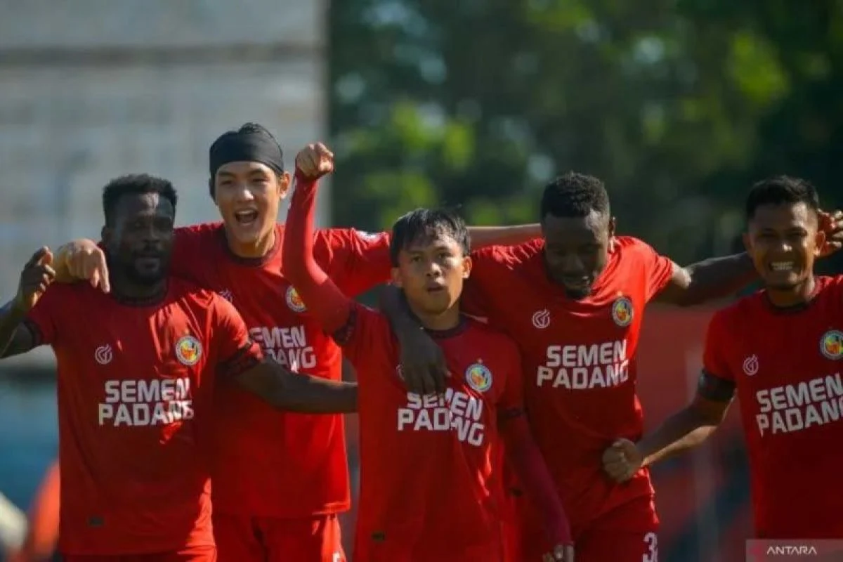 Rezaldi Hehanusa Memilih Semen Padang FC untuk Musim 2026/2027