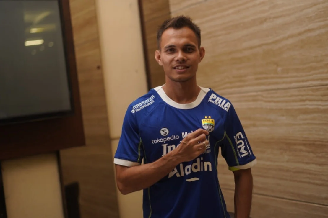 Rezaldi Hehanusa Pilih Gabung Semen Padang di Musim 2026/2027