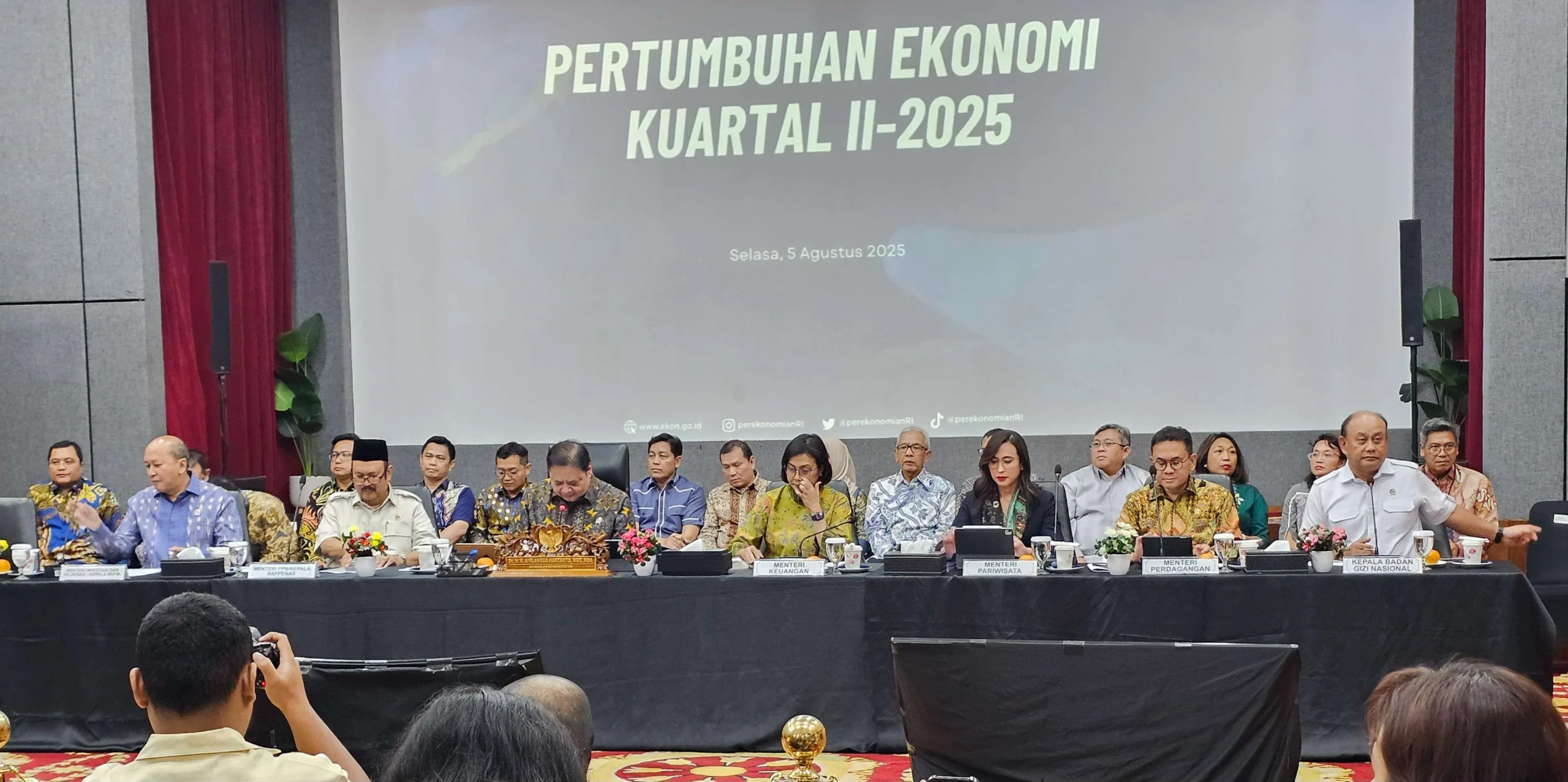Rupiah Menguat, Ekonomi Indonesia Masih Solid Menurut Menko Airlangga