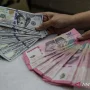 Rupiah Menguat ke Rp17.940 per Dolar AS, Jadi Mata Uang Terkuat di Asia