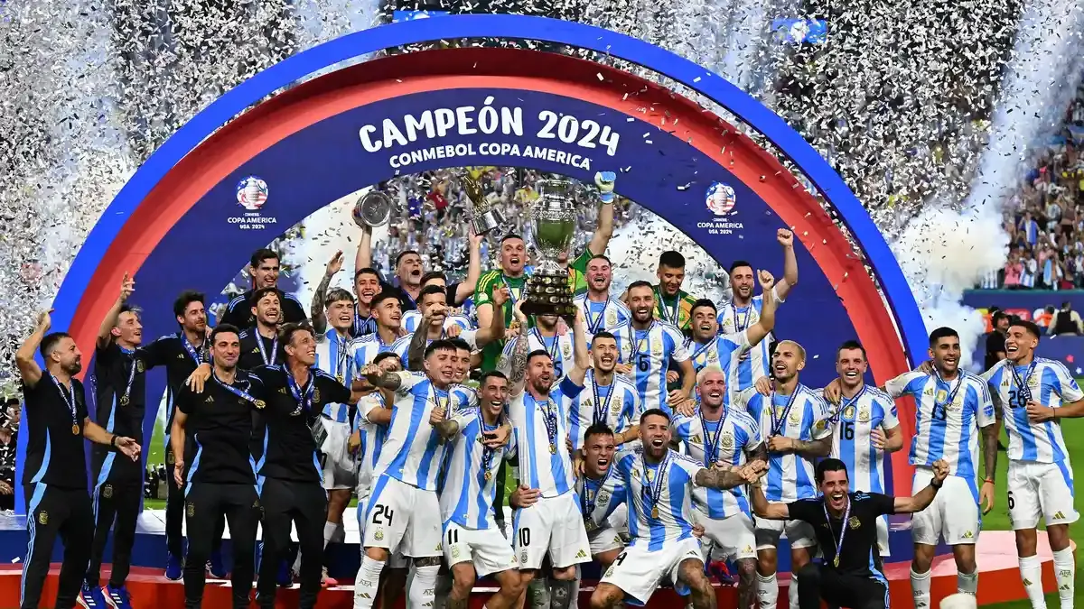 Sepak Bola Spanyol Mencapai Puncak Kejayaan