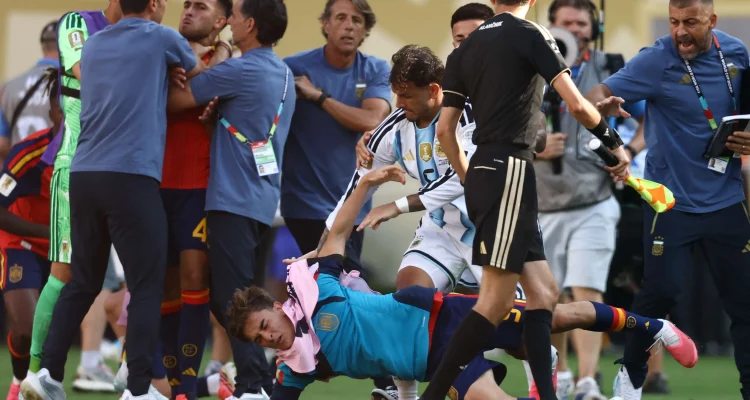 Spanyol Dinobatkan Sebagai Juara Piala Dunia 2026 Setelah Mengalahkan Argentina Spanyol Dinobatkan Sebagai Juara Piala Dunia 2026 Setelah Mengalahkan Argentina