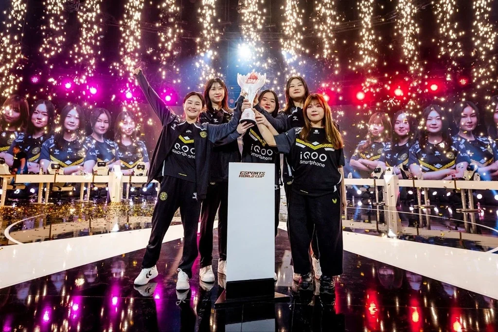 Team Vitality Juara Dunia Mobile Legends di Esports World Cup 2026