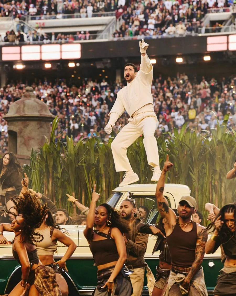 Ted Lasso Membuat Penampilan Tak Terduga di Halftime Show Piala Dunia
