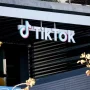 TikTok Kembali ke Perangkat Pemerintah AS, Sementara Prancis Melarang Aplikasi untuk Remaja